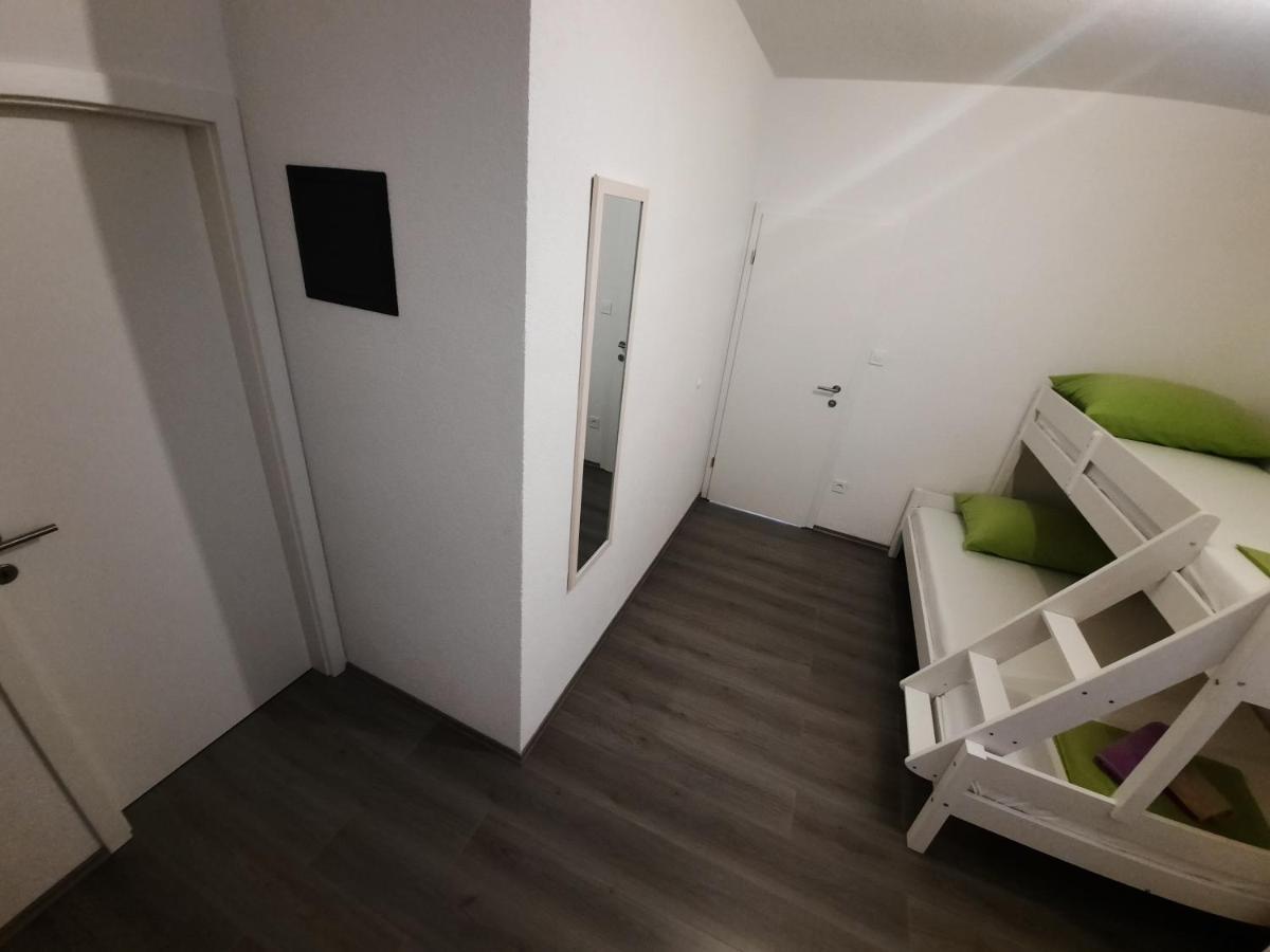 Appartement Apartman The Godfather à Makarska Extérieur photo